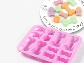 Molde silicona 12 figuras huellitas y pescado